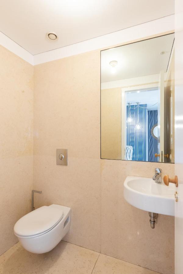 Joivy Chiado Self Check-In 2-Br Flat With Parking Apartman Lisboa Kültér fotó